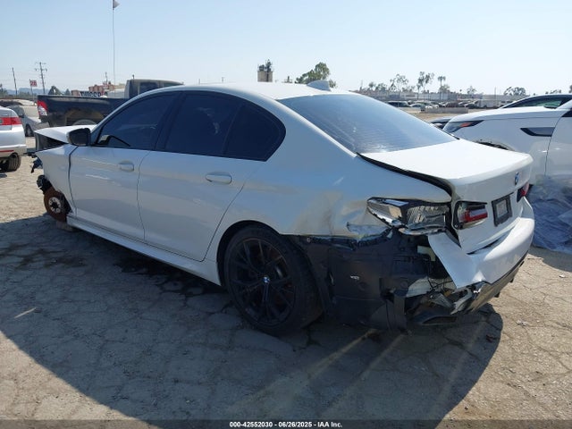 BMW 540I 2022 WBA53BJ07NCH66580 Image 3