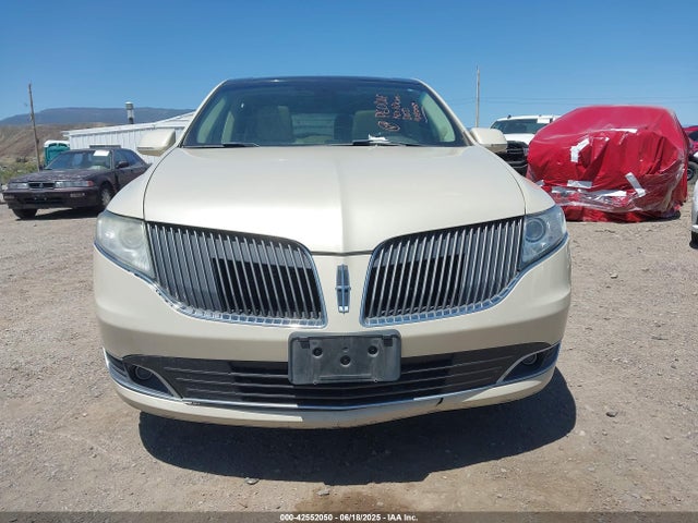 2LMHJ5AT0EBL53480 Lincoln MKT