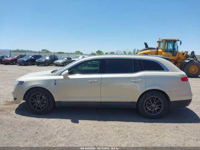 2LMHJ5AT0EBL53480 Lincoln MKT