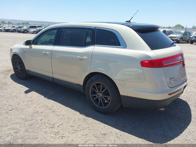 2LMHJ5AT0EBL53480 Lincoln MKT