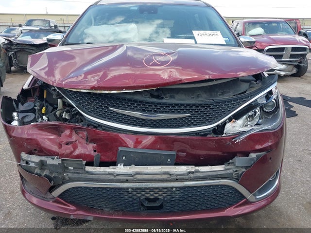 Chrysler 2017 2017 2C4RC1GG0HR822029 Image 12