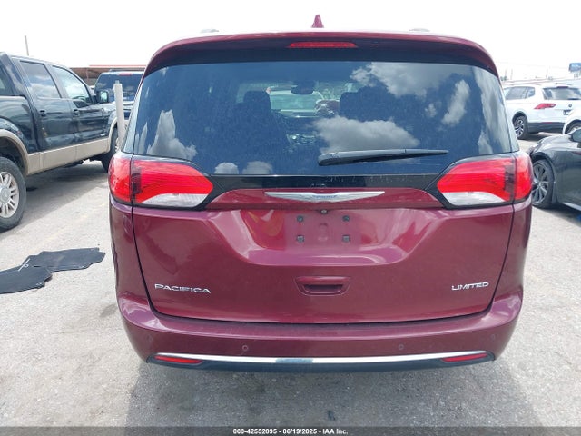 Chrysler 2017 2017 2C4RC1GG0HR822029 Image 16