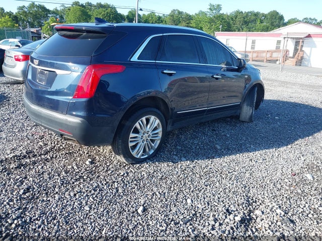 2017 CADILLAC XT5 1GYKNERS0HZ124508 Photo 3
