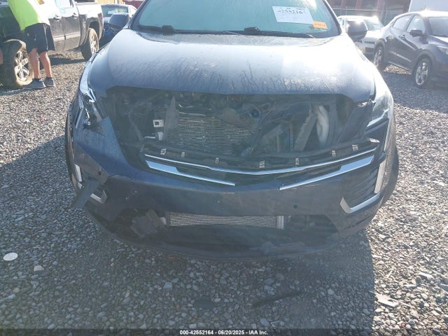 2017 CADILLAC XT5 1GYKNERS0HZ124508 Photo 5
