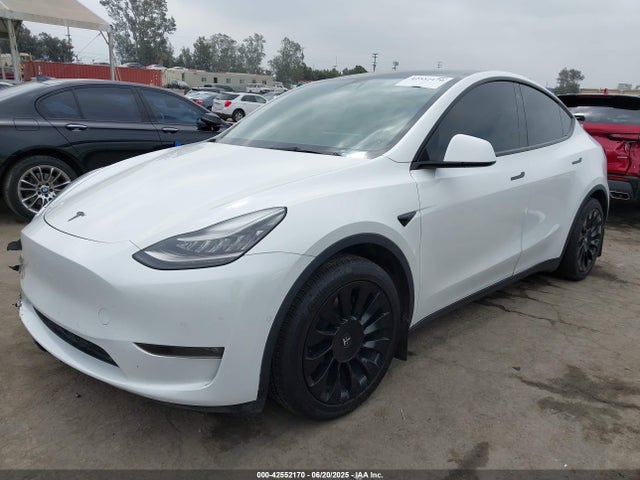 5YJYGDEE1MF146540 Tesla 2021