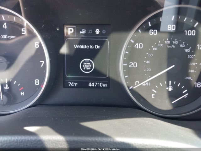 KMHD84LF0HU327211 Hyundai 2017