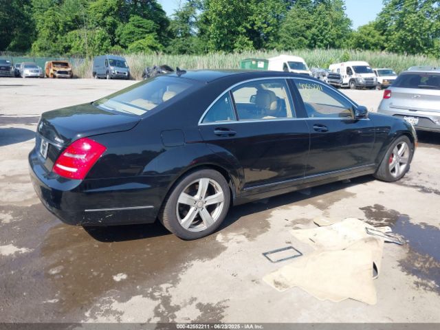 2011 MERCEDES-BENZ S 550 WDDNG8GB8BA375872 Photo 3