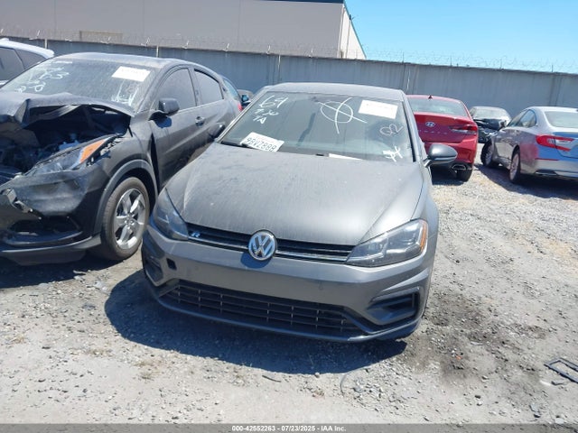 WVWWF7AU2JW179126 Volkswagen 2018