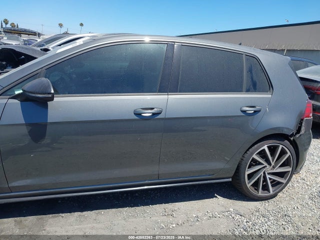 WVWWF7AU2JW179126 Volkswagen 2018