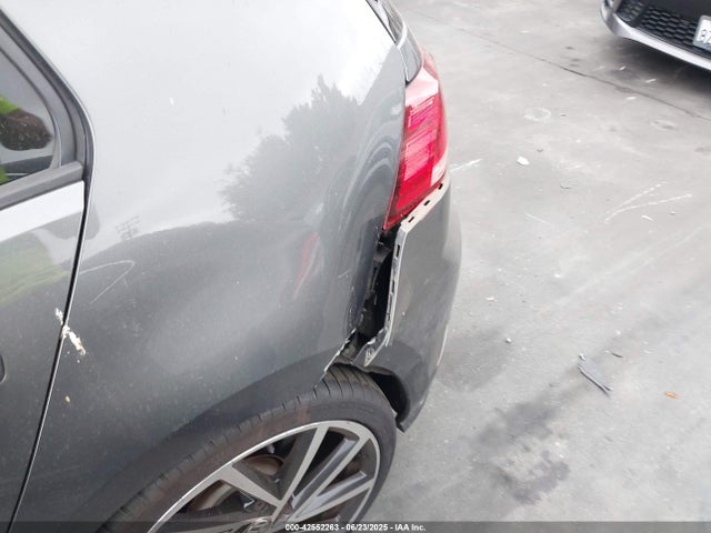 WVWWF7AU2JW179126 Volkswagen 2018