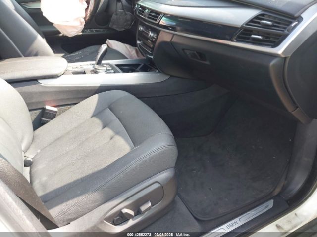2017 BMW X5 5UXKR0C55H0U54292 Photo 4