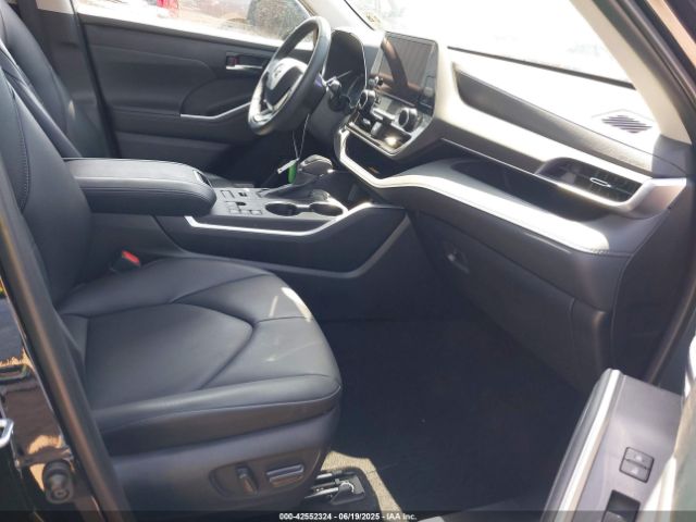 2024 TOYOTA HIGHLANDER 5TDKDRBH7RS540914 Photo 4