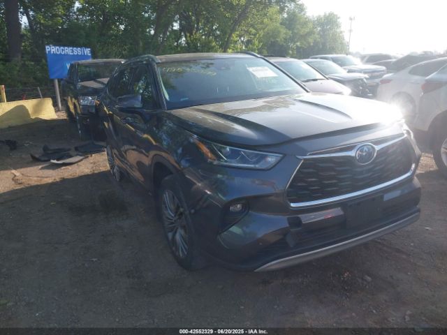 2021 TOYOTA HIGHLANDER 5TDEBRCH4MS020468