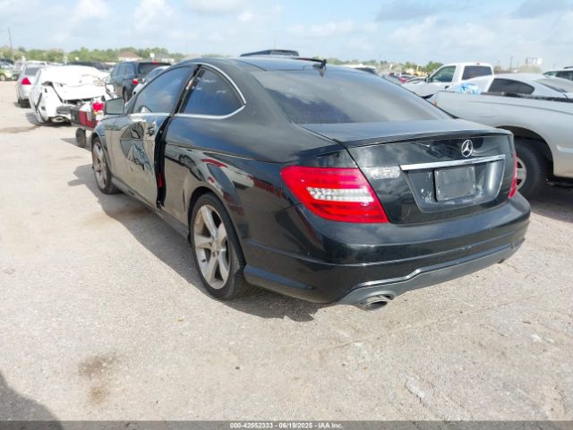 2015 MERCEDES-BENZ C 250 WDDGJ4HB6FG350022 Photo 2