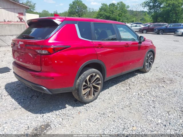 2022 MITSUBISHI OUTLANDER JA4J4TA82NZ013764 Photo 3