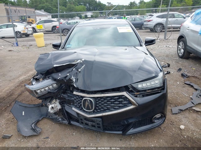 Acura j35y6 2018 19UUB3F62JA002175 Image 12