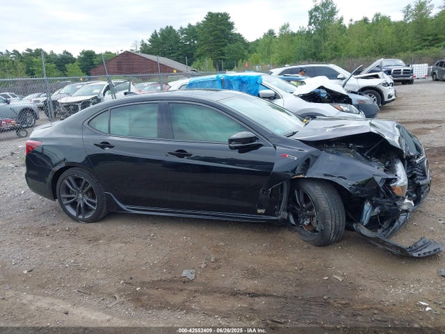 Acura j35y6 2018 19UUB3F62JA002175 Image 13
