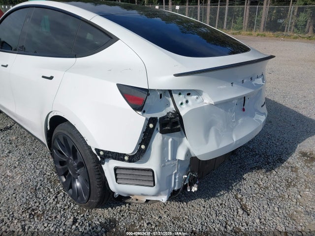 2024 TESLA MODEL Y 7SAYGDEF2RF089591 Photo 5