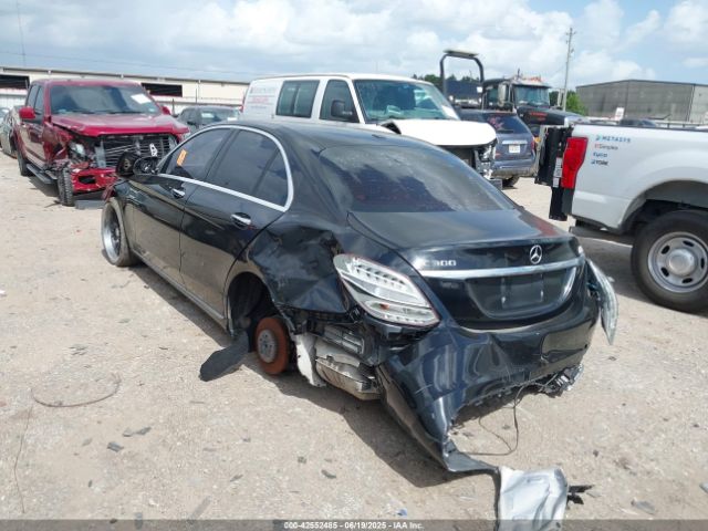 2016 MERCEDES-BENZ C 300 55SWF4JBXGU122956 Photo 2