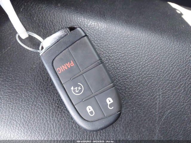 Jeep Compass 2022 3C4NJDCB3NT111272 Image 11