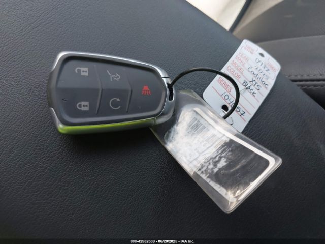 1GYKNCRS2SZ119757 Cadillac lgx