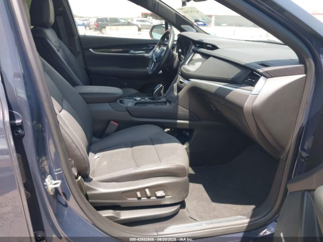 1GYKNCRS2SZ119757 Cadillac lgx