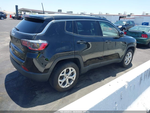Jeep Compass 2024 3C4NJDAN2RT141205 Image 4