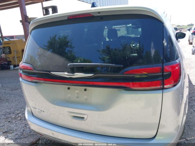 2C4RC1BG1RR129222 Chrysler 2024