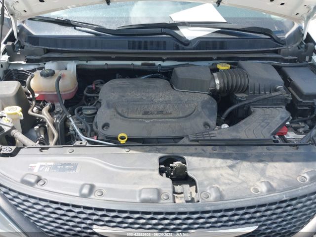 2C4RC1CG5PR534477 Chrysler Voyager