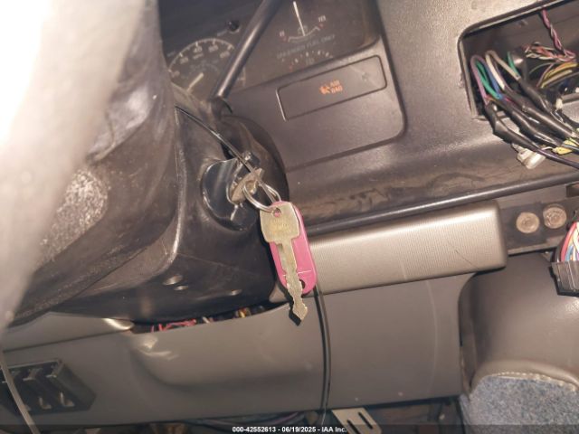 1994 FORD ECONOLINE 1FDEE14N0RHB51904 Photo 10