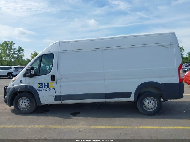 42552640 :رقم المزاد ، 3C6TRVDG3GE134114 vin ، 2016 Ram Promaster 2500 High Roof مزاد بيع