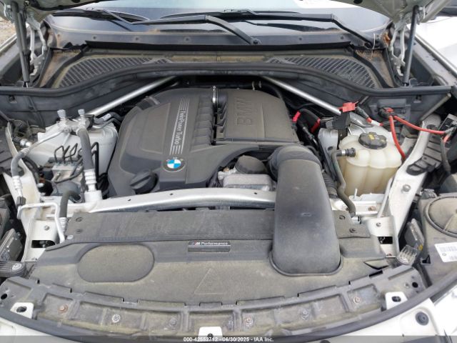 2017 BMW X5 5UXKR0C39H0V82338 Photo 9
