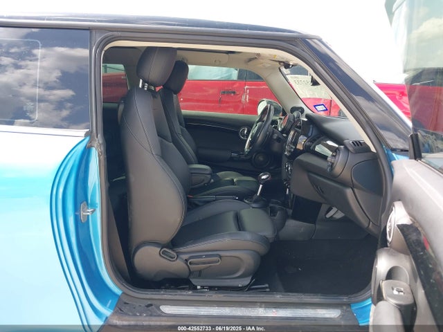 Mini Hardtop 2019 WMWXP7C50K2A51886 Image 5
