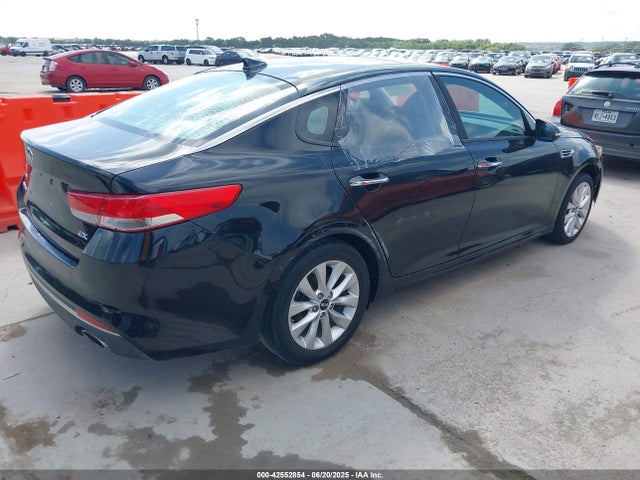 42552854 :رقم المزاد ، 5XXGU4L34GG063398 vin ، 2016 Kia Optima Ex مزاد بيع