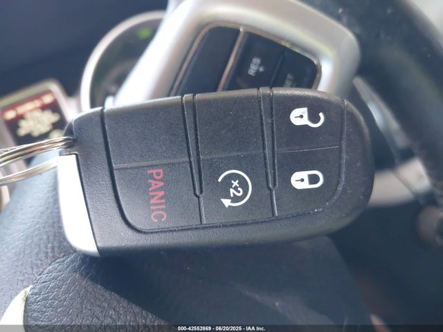 3C4PDDEG8KT751689 Dodge Journey