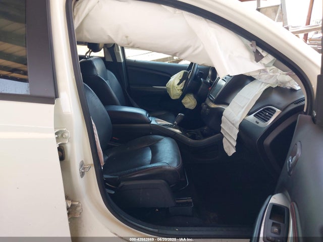 3C4PDDEG8KT751689 Dodge Journey