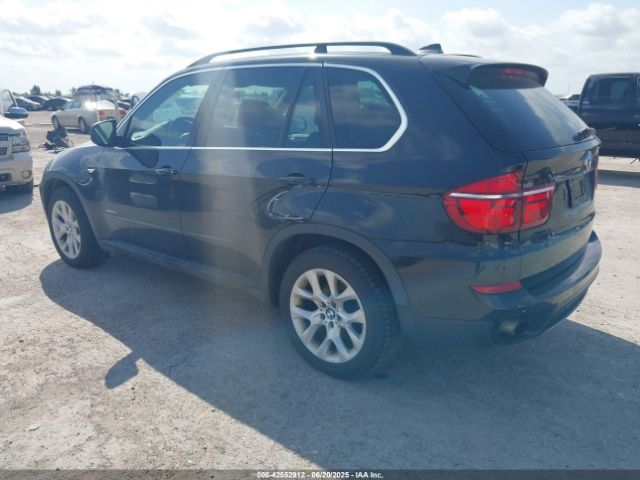 2013 BMW X5 5UXZV4C54D0G56555 Photo 2