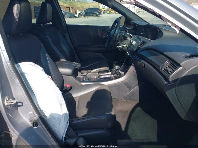 1HGCR2F52GA111592 Honda k24w1