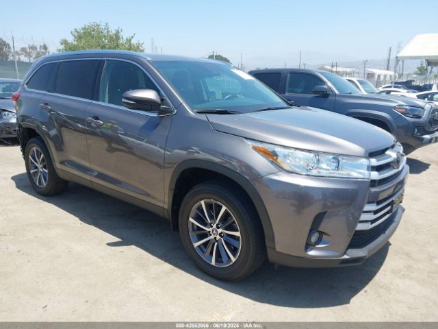 2019 TOYOTA HIGHLANDER 5TDJZRFHXKS712771