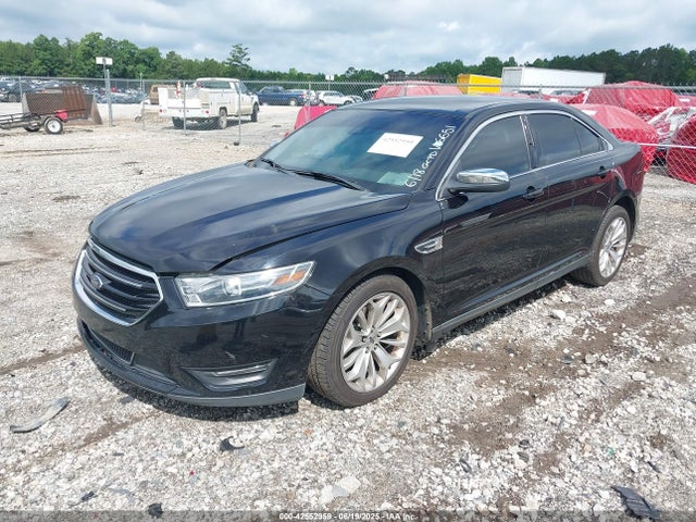 1FAHP2F80KG106651 Ford 2019