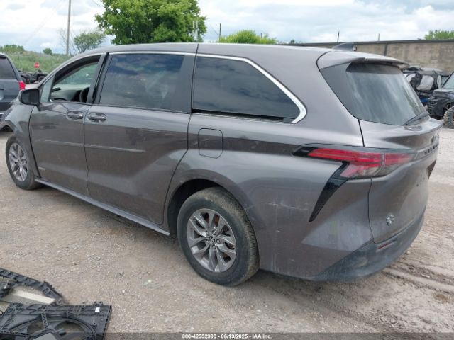 2021 TOYOTA SIENNA 5TDKRKEC9MS034194 Photo 2
