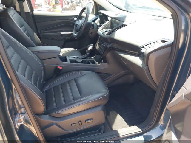 1FMCU9J92KUB56244 Ford 2019
