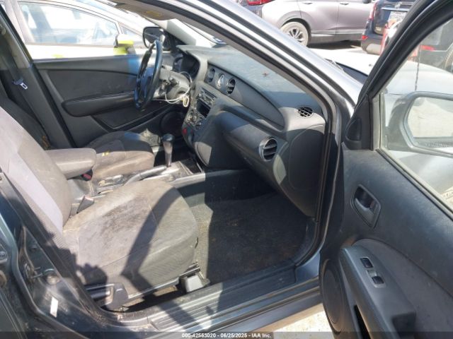 2004 MITSUBISHI OUTLANDER JA4LX31F84U026268 Photo 4