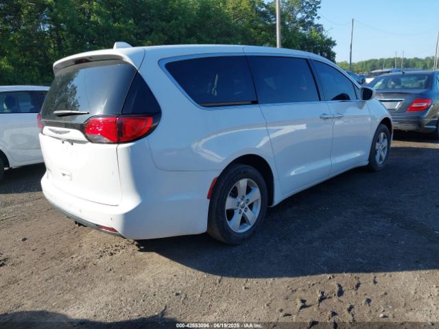 2020 CHRYSLER PACIFICA 2C4RC1FG4LR135808 Photo 3