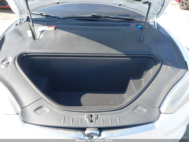 Tesla 2017 2017 5YJSA1E15HF183194 Image 10