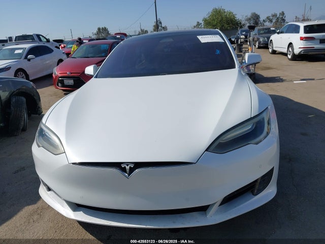 Tesla 2017 2017 5YJSA1E15HF183194 Image 12