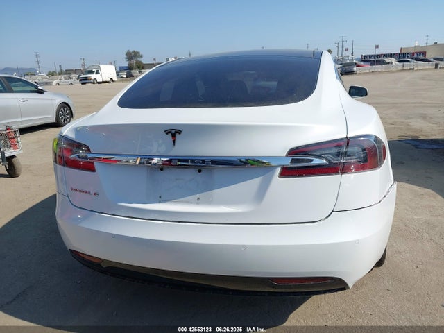 Tesla 2017 2017 5YJSA1E15HF183194 Image 16