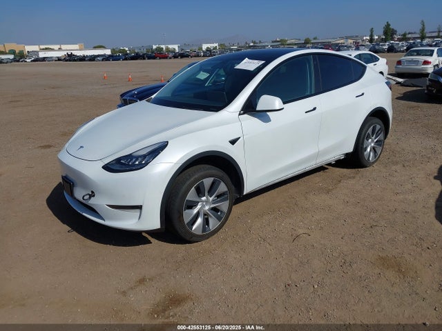2021 TESLA MODEL Y 5YJYGDEE7MF085758 Photo 1
