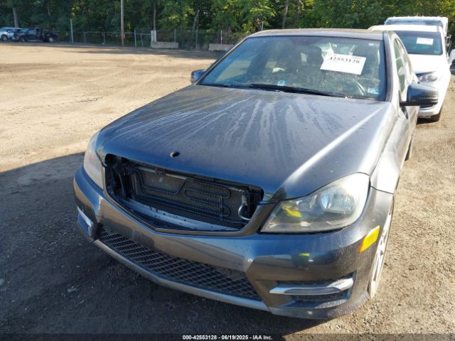 2014 MERCEDES-BENZ C 250 WDDGF4HB2EG241072 Photo 5