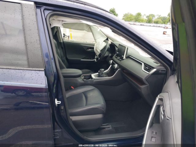 2019 TOYOTA RAV4 JTMN1RFV2KD028596 Photo 4